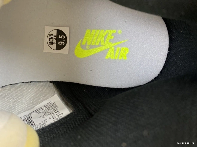 OG 555088-118 AIR HIGH 1 'VOLT GOLD' JORDAN RETRO 0830